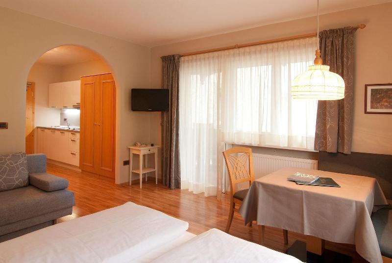 Hotel Garni Villa Park Ортизей Екстериор снимка